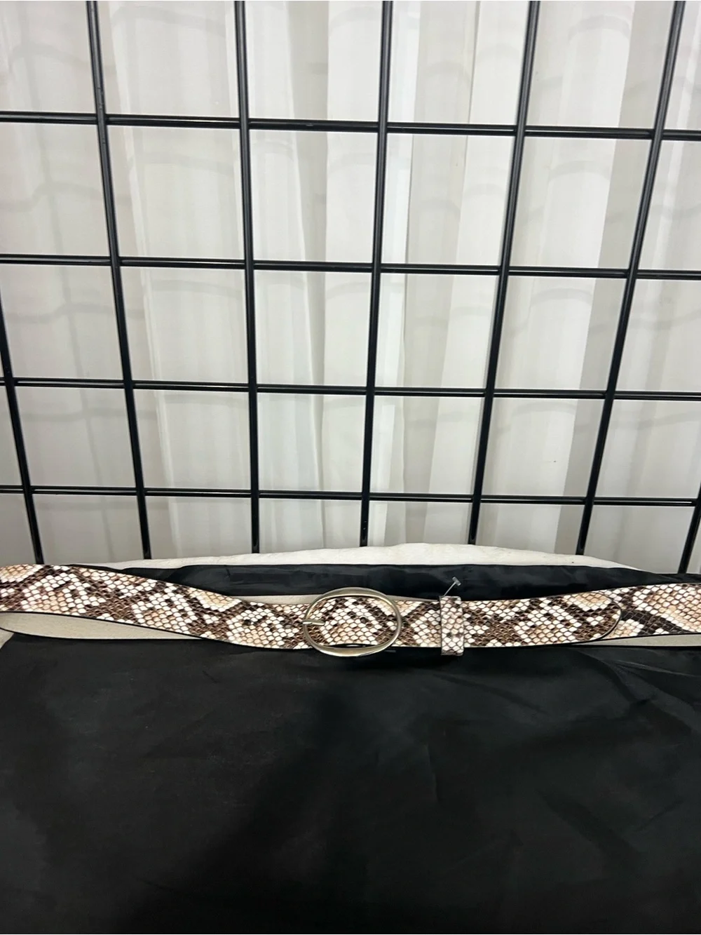 NWT WHITE HOUSE BLACK MARKET Neutral Snake Print Belt with Oval Gold Buckle